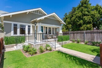 4726 Vista St in San Diego, CA - Building Photo - Building Photo