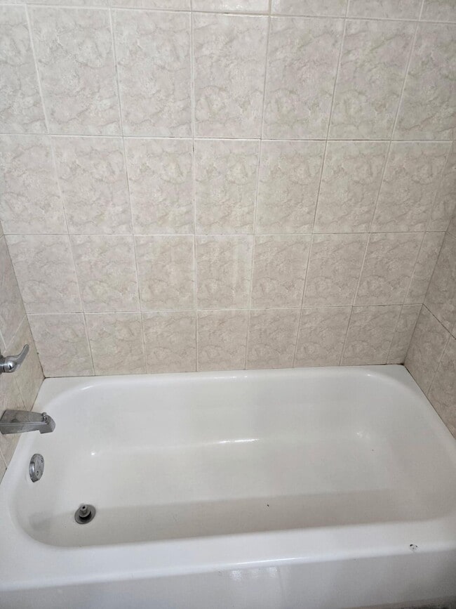 3581 NW 95th Terrace in Sunrise, FL - Building Photo - Building Photo