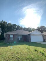 2301 Windy Ln in Jonesboro, AR - Building Photo