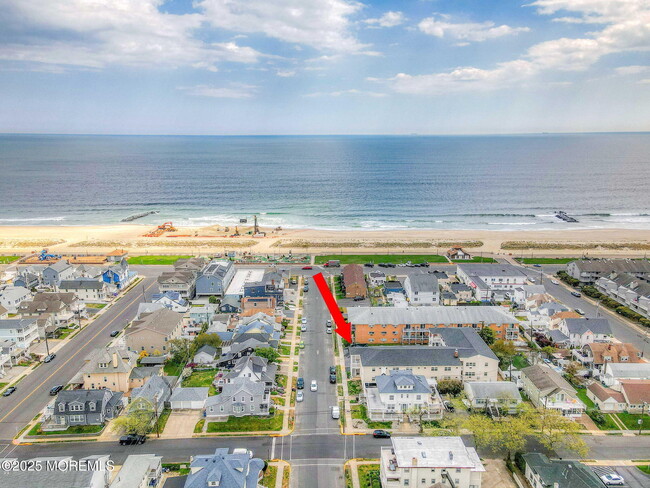 109 McCabe Ave in Bradley Beach, NJ - Building Photo - Building Photo