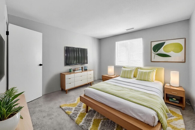 Park @ Nine23 in Cedar Falls, IA - Foto de edificio - Building Photo