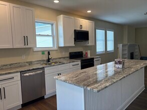 214 Lamont St in Johnson City, TN - Building Photo - Building Photo