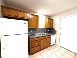 1030 San Saba St in Jacksonville, TX - Building Photo - Building Photo