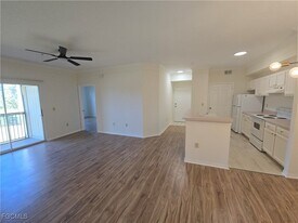 11500 Villa Grand in Ft. Myers, FL - Building Photo
