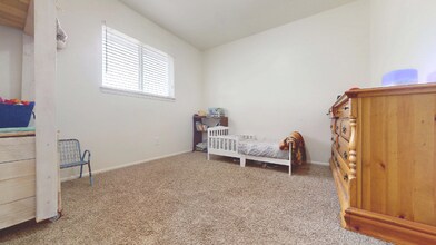 1673 Northfield Rd in Cedar City, UT - Foto de edificio - Building Photo