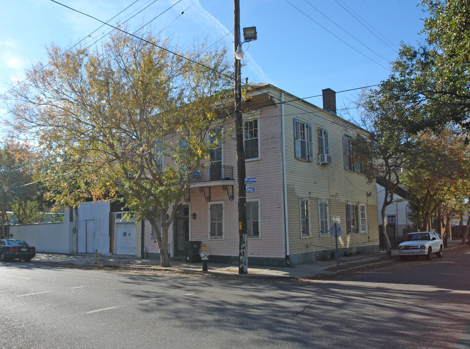 1701 Prytania St in New Orleans, LA - Foto de edificio