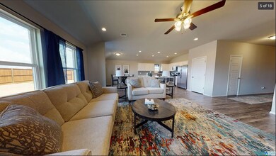 604 Klynes Dr in Calera, AL - Foto de edificio - Building Photo