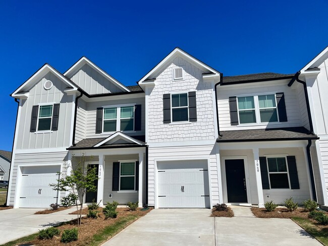 property at 7028 Duncan Acres Dr