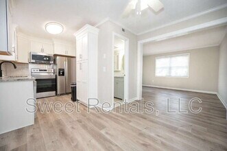 415 Parkdale Dr in Charleston, SC - Foto de edificio - Building Photo