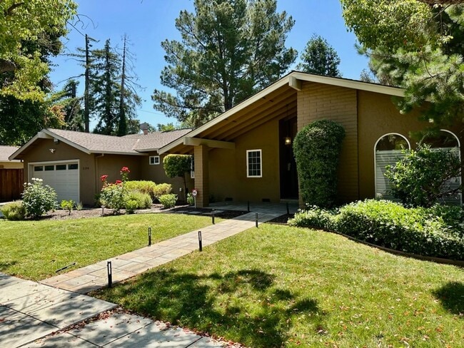 property at 2196 Central Park Dr