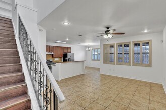 9813 Sandhill Dr in Laredo, TX - Building Photo - Building Photo