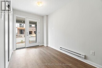 410 Silverberry Private in Ottawa, ON - Building Photo - Building Photo