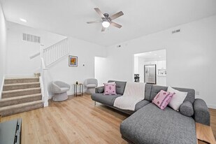 1019 Central Ave in Columbus, IN - Building Photo