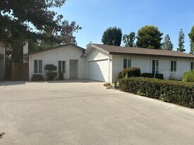 409 Quailridge Rd in Bakersfield, CA - Building Photo