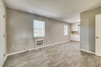 327 Verdery Dr in Belvedere, SC - Building Photo - Building Photo