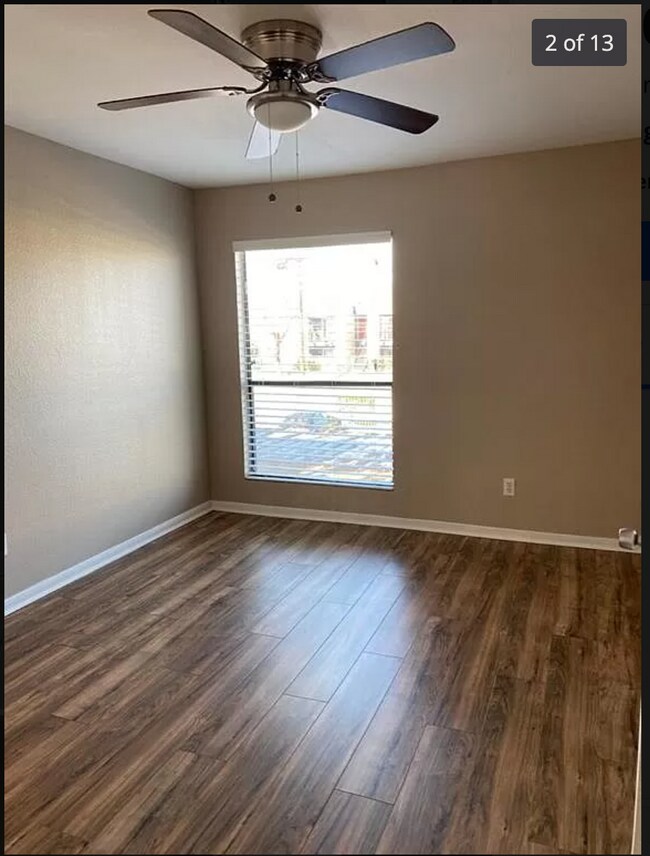 2824 S Bartell Dr in Houston, TX - Building Photo - Building Photo