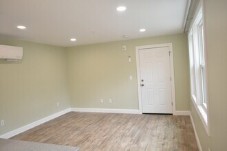 1550 CT-12 in Ledyard, CT - Building Photo - Building Photo