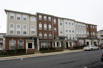 Centreville Crossing in Centreville, VA - Building Photo - Building Photo