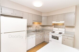 4235 Greenbriar Rd, Unit Unit 4 in Chattanooga, GA - Building Photo - Building Photo