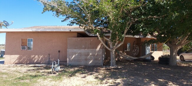 11825 Cottontail Ln in Apple Valley, CA - Building Photo - Building Photo