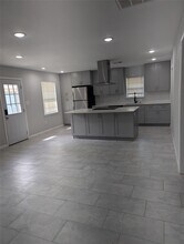 5737 Alvarado Dr in Houston, TX - Building Photo - Building Photo