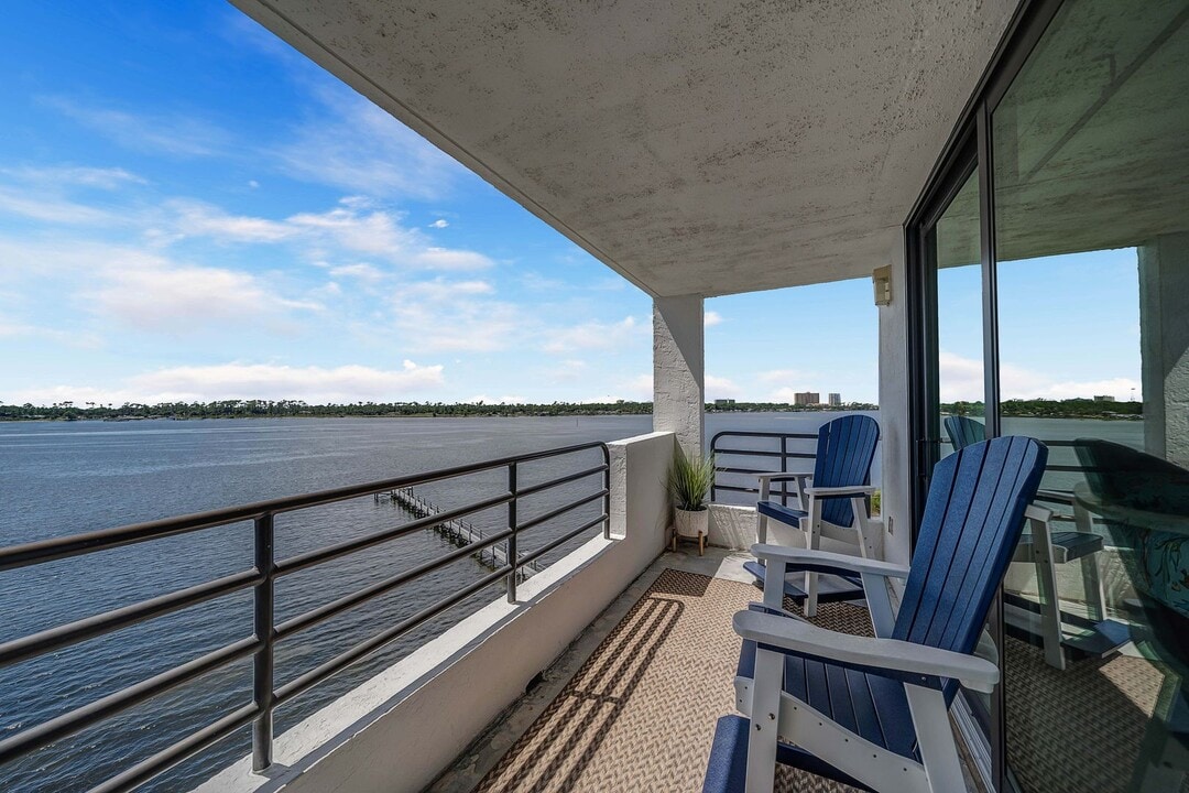 4600 Kingfish Ln-Unit -603 in Panama City Beach, FL - Foto de edificio