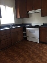 196 Merlin Dr in Athens, GA - Building Photo - Building Photo