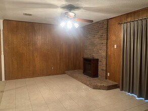 2512 McLeod St in Bossier City, LA - Building Photo - Building Photo