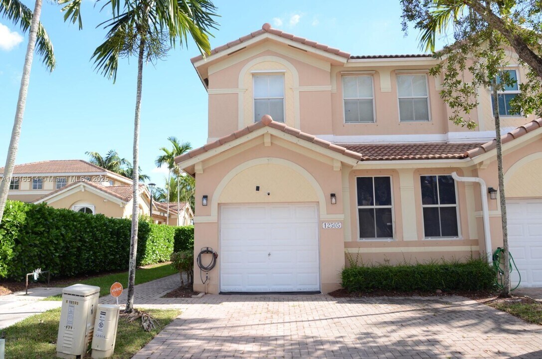 12505 SW 124th Ct in Miami, FL - Building Photo
