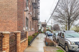 Georgian Hall in Jamaica, NY - Building Photo - Building Photo