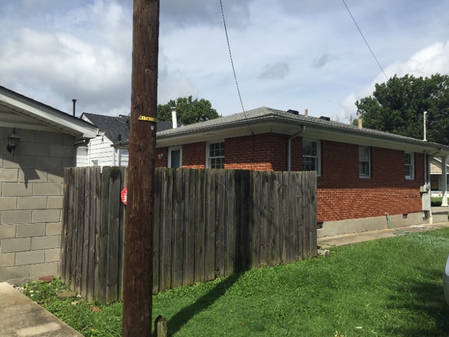 1400 Sale Ave in Louisville, KY - Building Photo - Building Photo