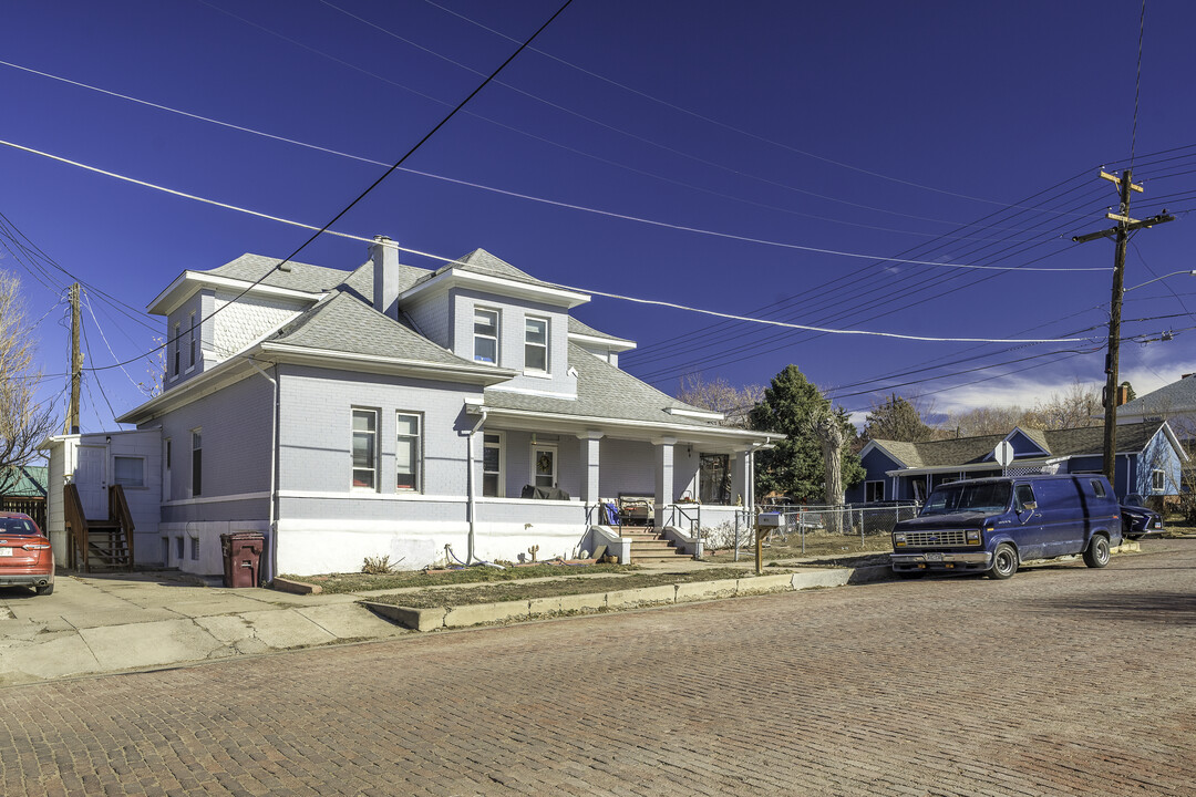 108 S Spruce St in Trinidad, CO - Building Photo