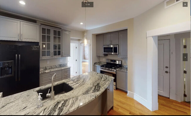38 Frankfort St, Unit 2 in Boston, MA - Building Photo - Building Photo