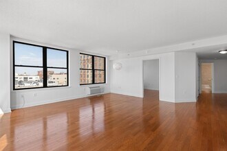 4301 Park Ave in Union City, NJ - Foto de edificio - Building Photo