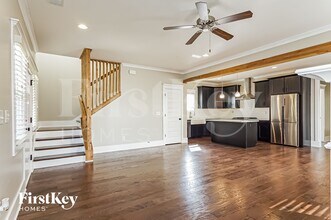 3253 Sawyer Dr in Hoover, AL - Foto de edificio - Building Photo