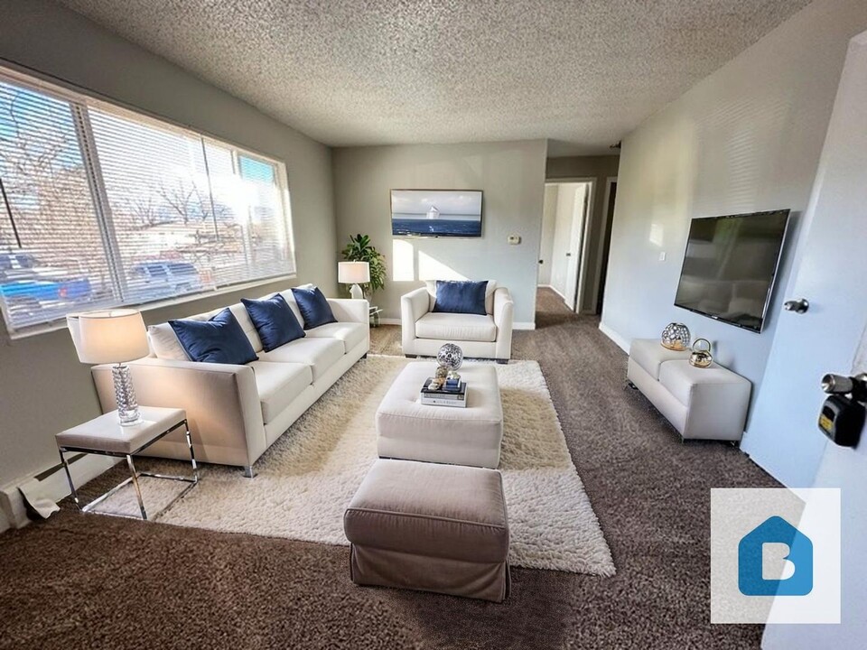 340 Gahart Dr in Colorado Springs, CO - Building Photo