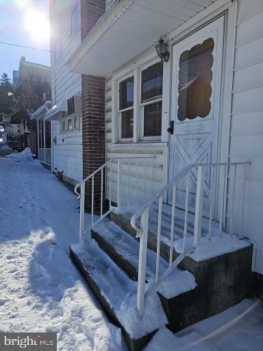 property at 200-202-202 W Bertsch St
