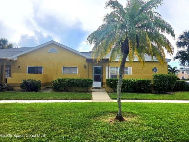 property at 1420 Malibu Cir NE