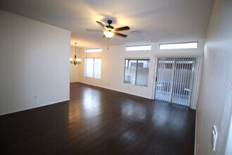 440 S Val Vista Dr., Unit #59 in Mesa, AZ - Foto de edificio - Building Photo