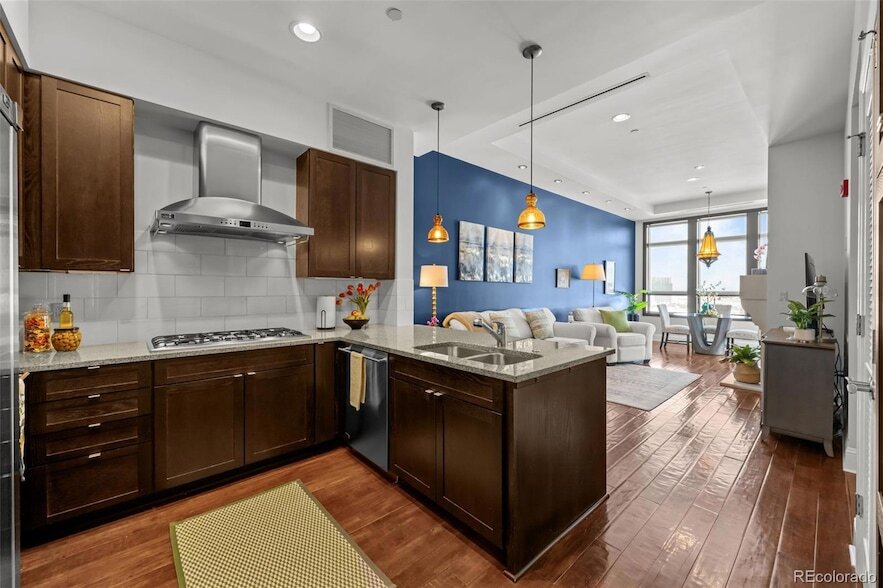 5455 Landmark Pl, Unit 815 in Greenwood Village, CO - Building Photo