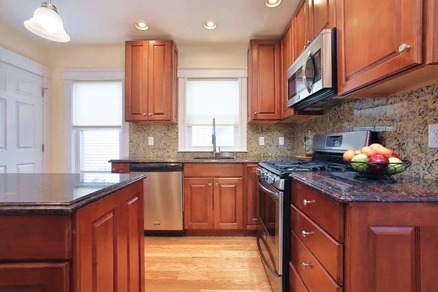 11 Silvey Pl in Somerville, MA - Building Photo - Building Photo