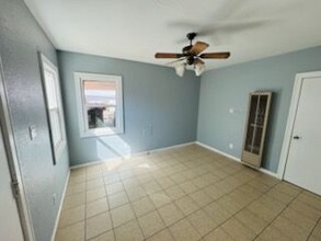 1341 W 90th Pl in Los Angeles, CA - Building Photo - Building Photo
