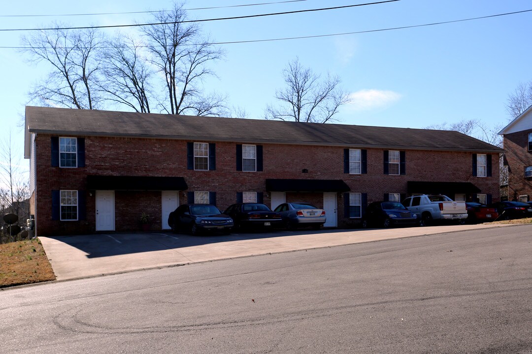 1740 Baltimore Dr in Clarksville, TN - Building Photo