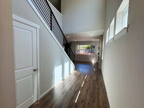 17821 38th Dr SE in Bothell, WA - Building Photo - Building Photo