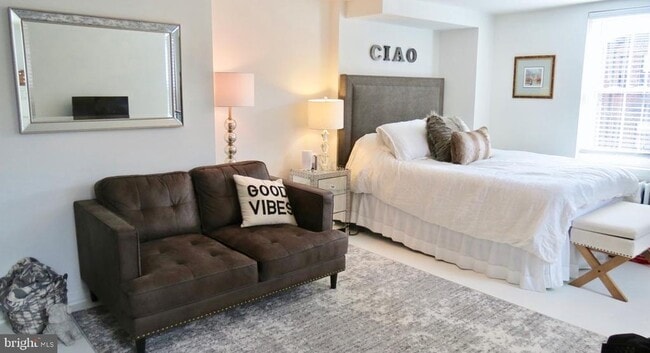 2306 Spruce St in Philadelphia, PA - Building Photo - Building Photo