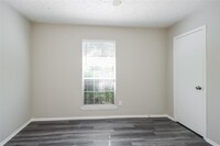 9559 Sutter Park Ln photo'