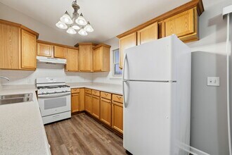 1275 Penny Ln in Dekalb, IL - Building Photo - Building Photo