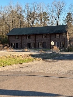 Beverly Manor in Hattiesburg, MS - Building Photo - Building Photo