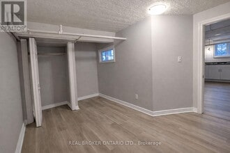 480 Weller St in Peterborough, ON - Building Photo - Building Photo