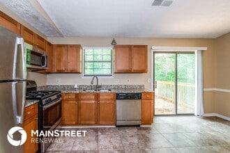 1306 Muirforest Dr in Stone Mountain, GA - Building Photo - Building Photo